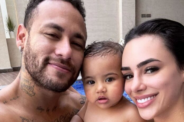 Bruna Biancardi, Neymar e a filha Mavie Foto: Reprodução/ Instagram
