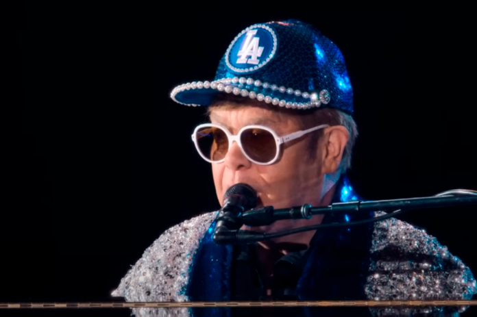 Elton John - Foto: Reprodução/ Youtube