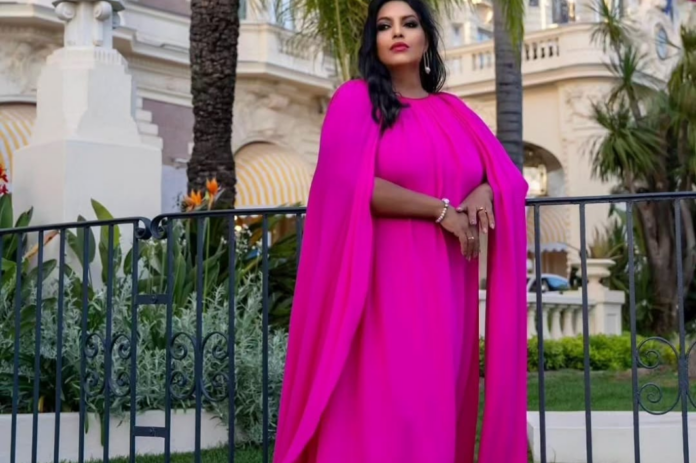 Débora Denecke - Foto: Reprodução