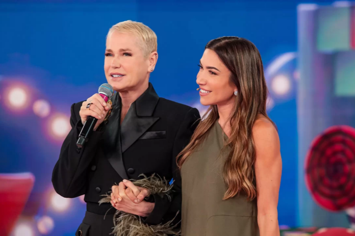 Xuxa e Patricia Abravanel - Foto: Reprodução/SBT