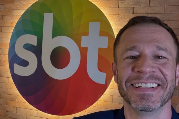 Tiago Leifert - Foto: Reprodução/SBT